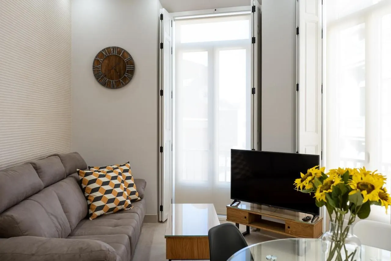 Inmalaga Santos Suites 2 0*, Малага